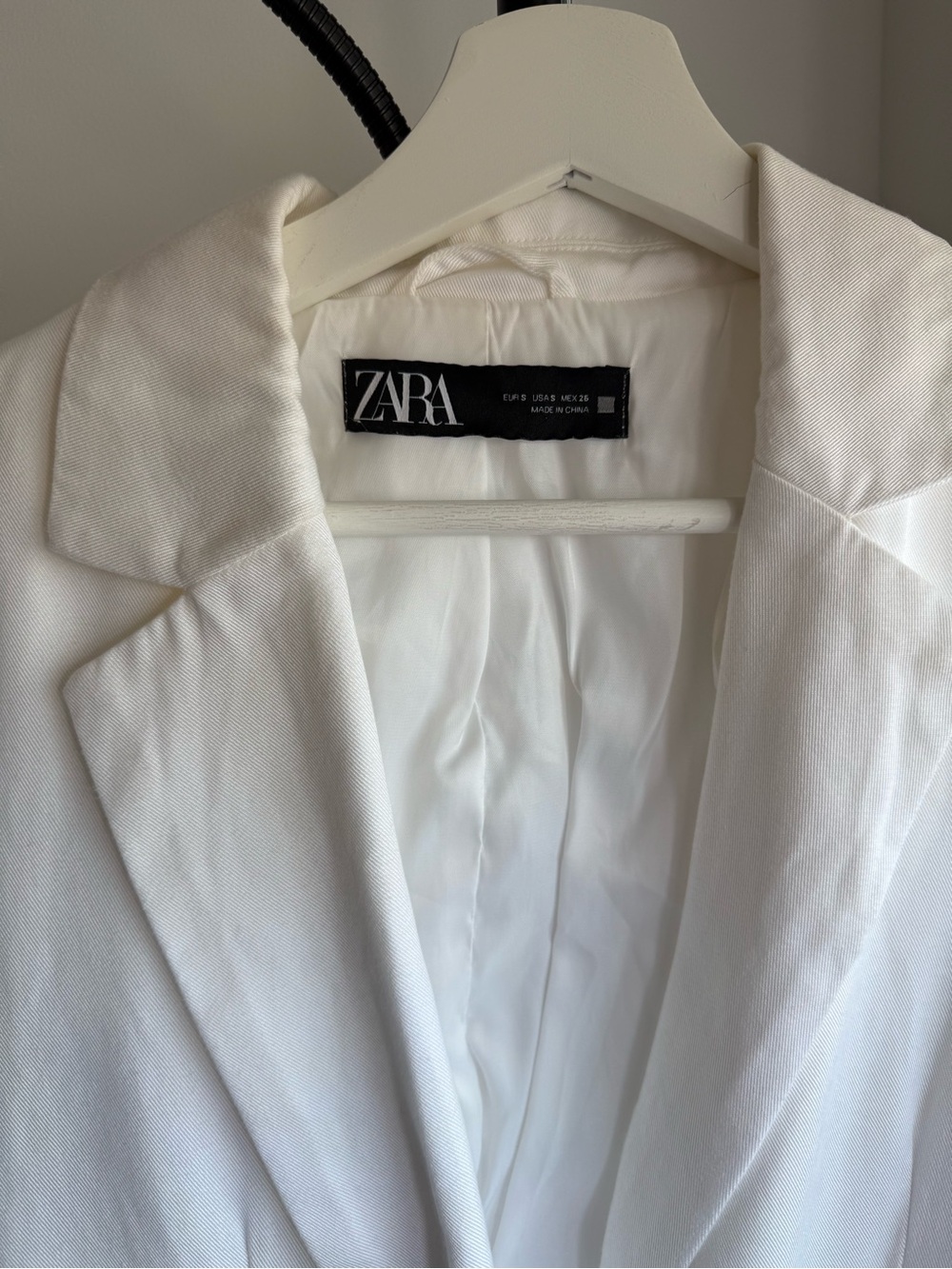 Zara White Tailored Women's Blazer
